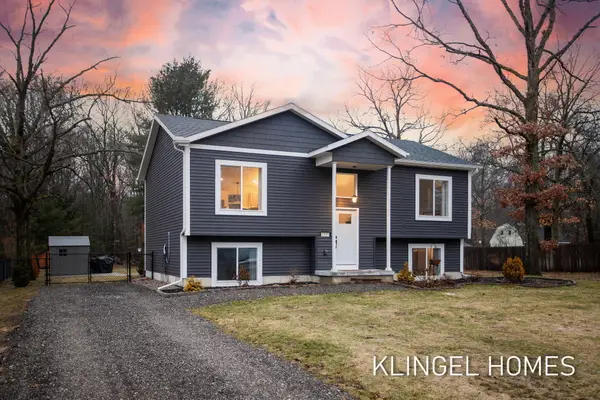 2325 Pillon Road, Twin Lake, MI 49457