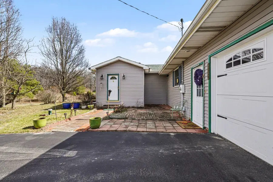 8392 Huff Road, Bellevue, MI 49021 - #3