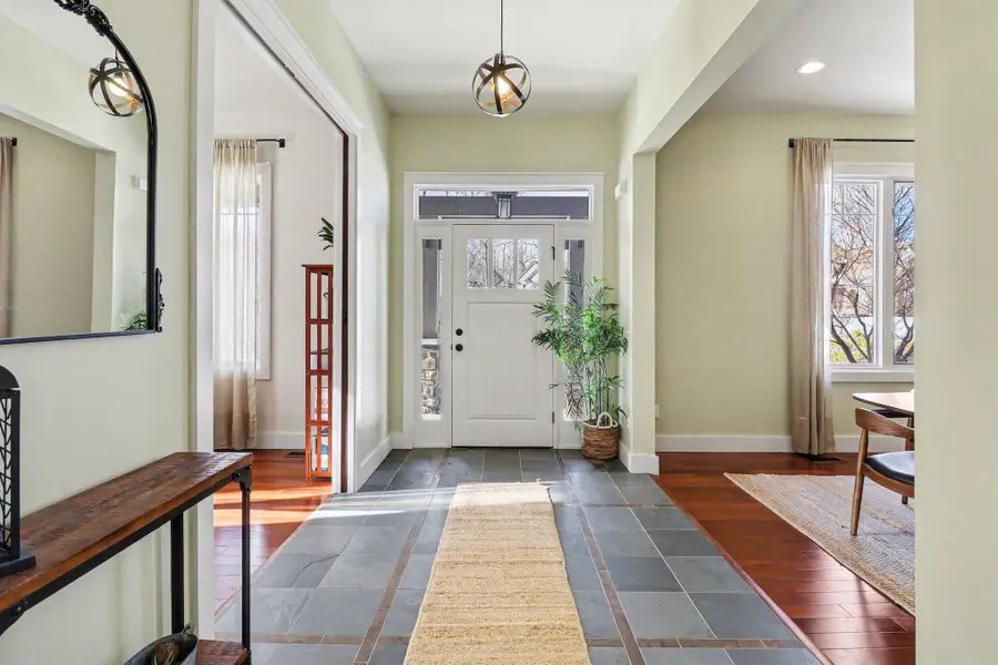 451 Oak Arbor Circle E, Rochester, MI 48306 - #3