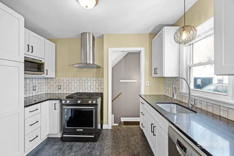 1811 Fremont Avenue Nw, Grand Rapids, MI 49504 - #3