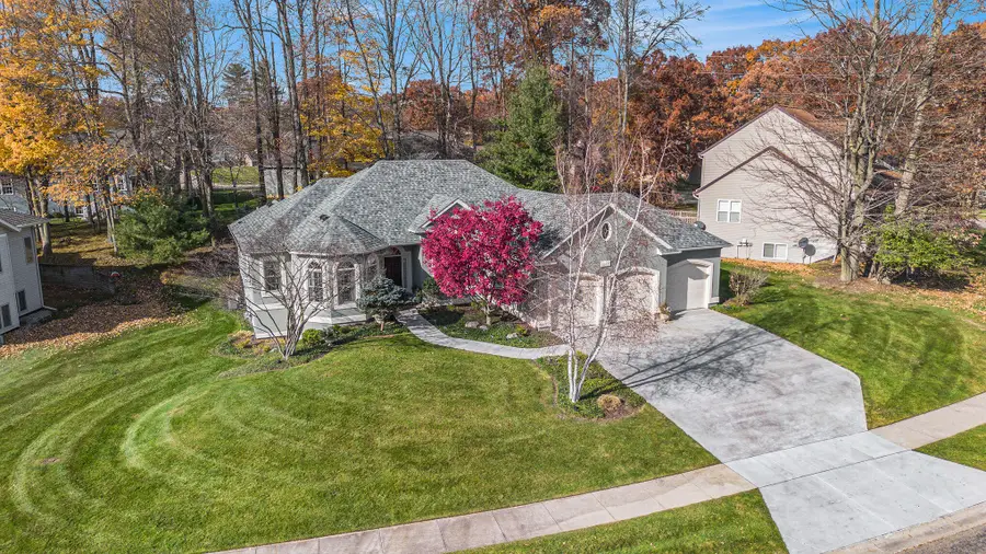 1969 Oak Hollow Road Nw, Grand Rapids, MI 49504 - #2