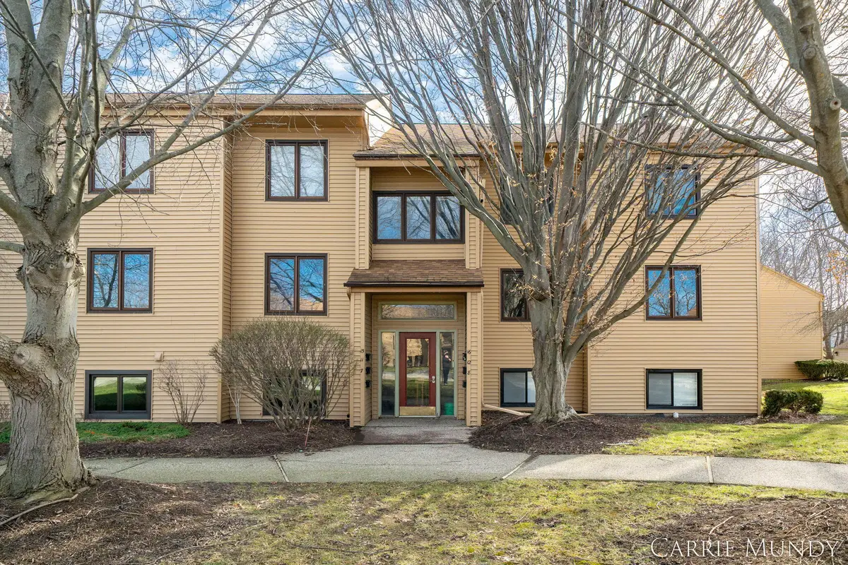 300 Farington Boulevard #7, Holland, MI 49423 - #1