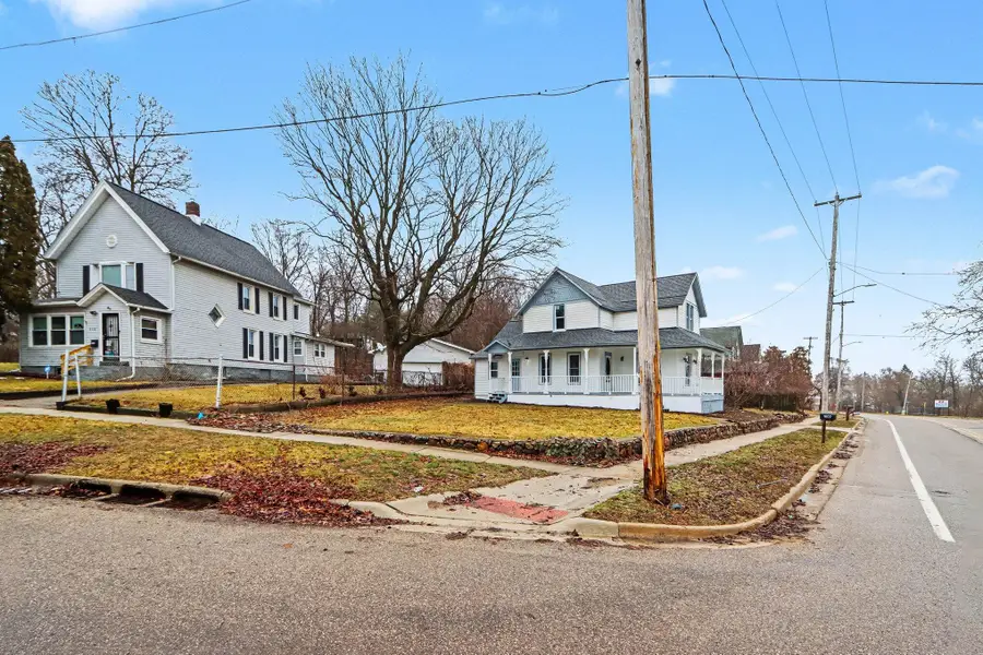 1607 E Michigan Avenue, Kalamazoo, MI 49048 - #3