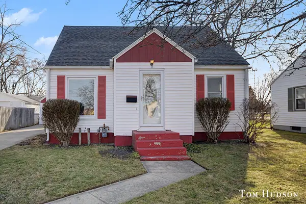 4332 Clay Avenue Sw, Grand Rapids, MI 49548