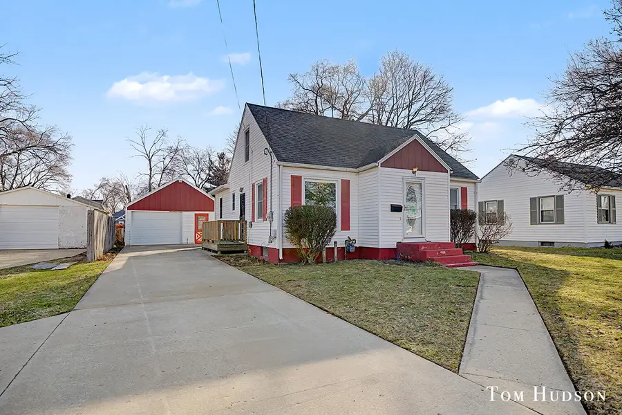 4332 Clay Avenue Sw, Grand Rapids, MI 49548 - #2