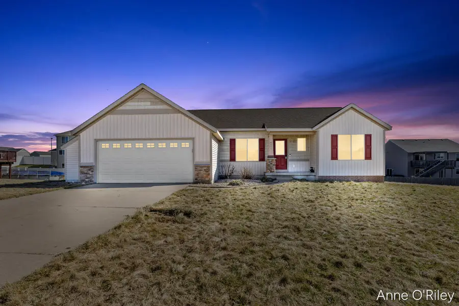 4255 Cloverfield Court, Wayland, MI 49348 - #2