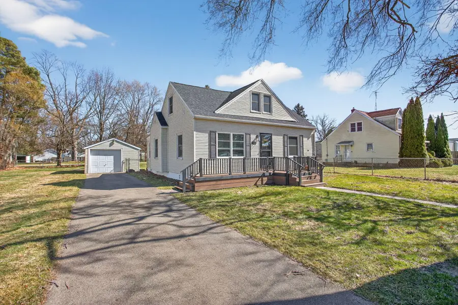 705 Varden Drive, Jackson, MI 49202 - #2