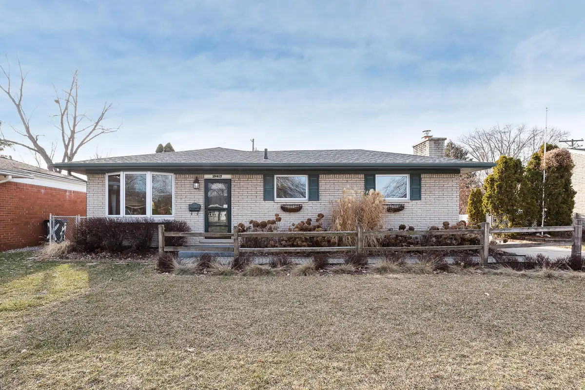 19017 Purlingbrook Street, Livonia, MI 48152 - #1