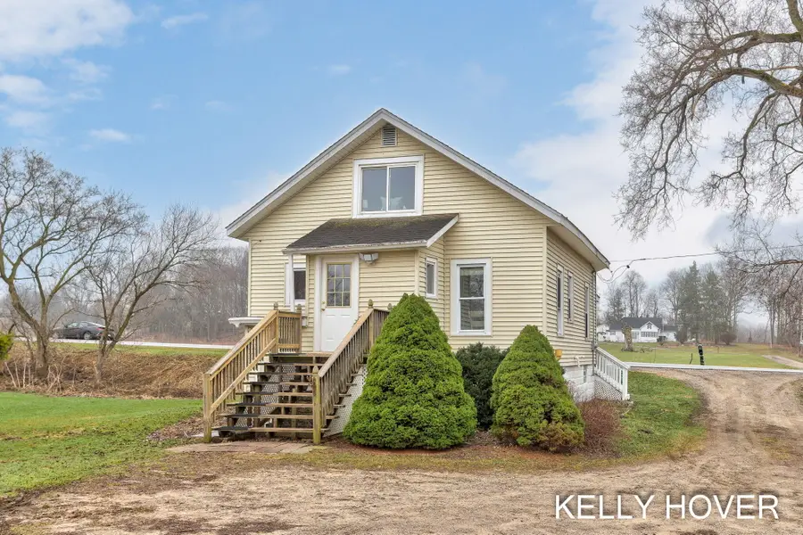 4381 100th Street Sw, Byron Center, MI 49315 - #2