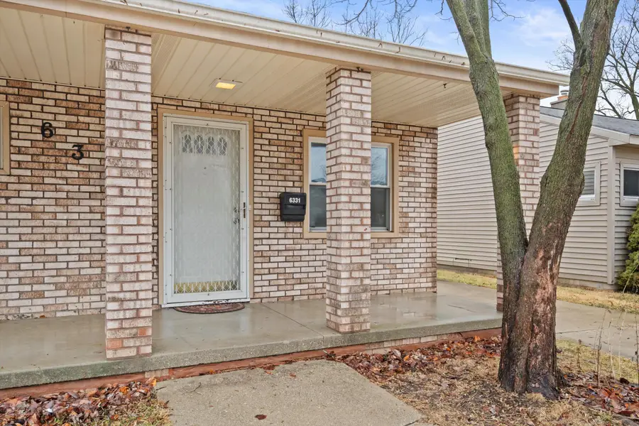 6331 Helen Street, Garden City, MI 48135 - #2