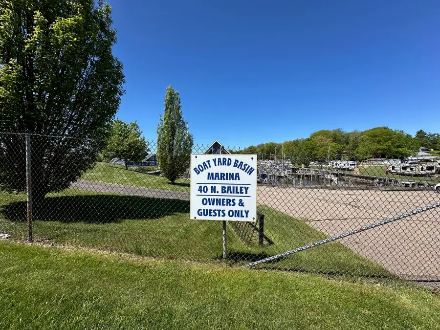 40 N Bailey Avenue #Slip 27, South Haven, MI 49090 - #2