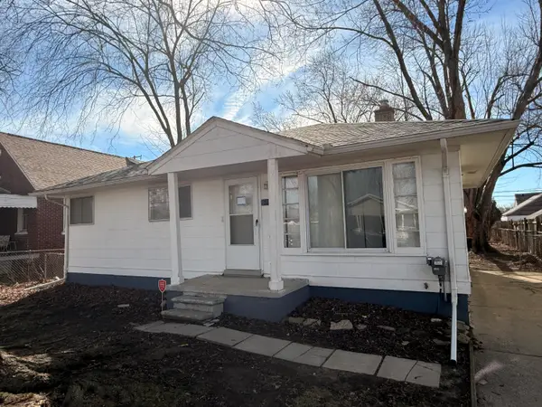 8134 Hudson Avenue, Warren, MI 48089