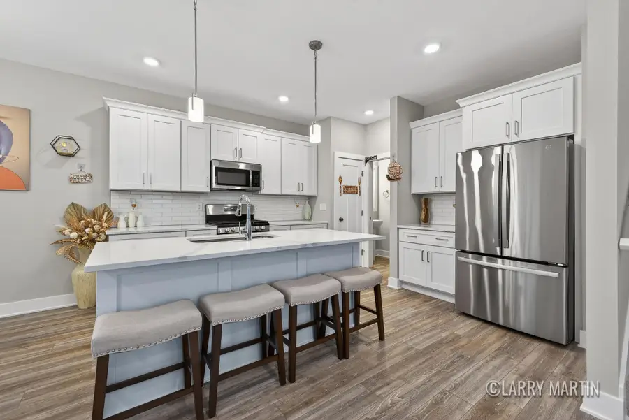 4802 Hidden River Avenue Sw #48, Grandville, MI 49418 - #3