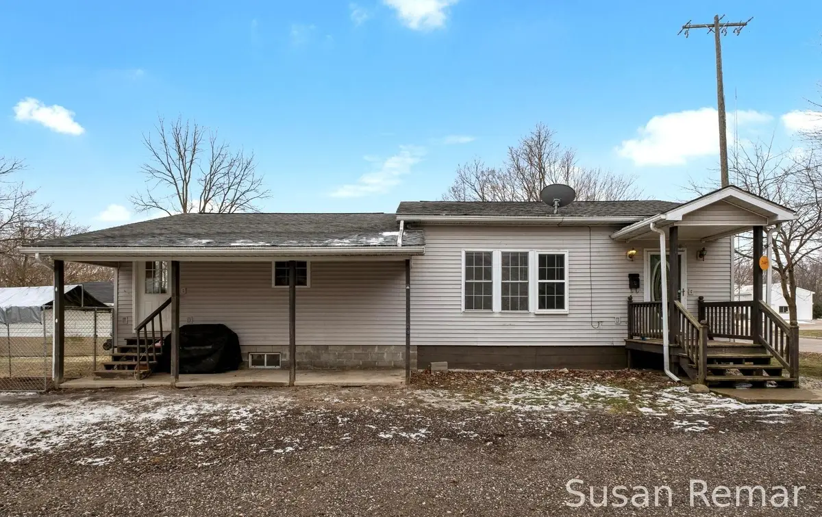 212 Mill Street, Ionia, MI 48846 - #1
