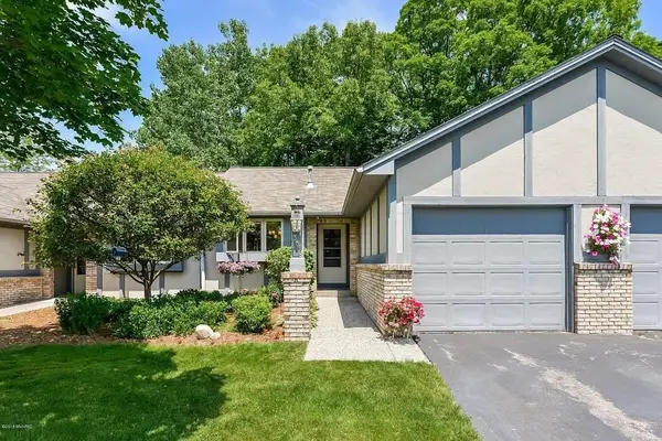 3008 Kay Drive Se, Grand Rapids, MI 49508