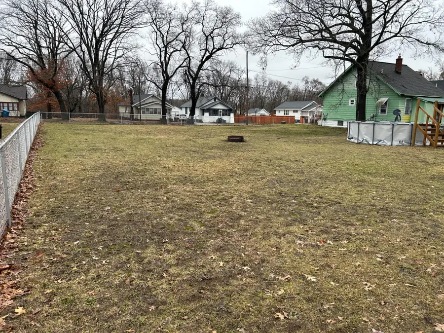 549 Adams Avenue, Muskegon, MI 49442 - #2