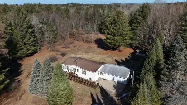 20334 11 Mile Road, Leroy, MI 49655