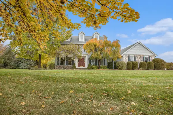 9180 Yorkshire Drive, Saline, MI 48176