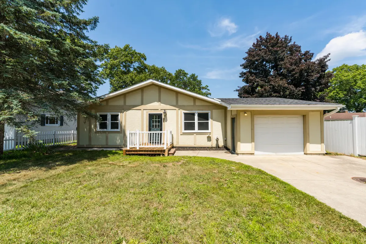 8244 W Q Avenue, Kalamazoo, MI 49009 - #1