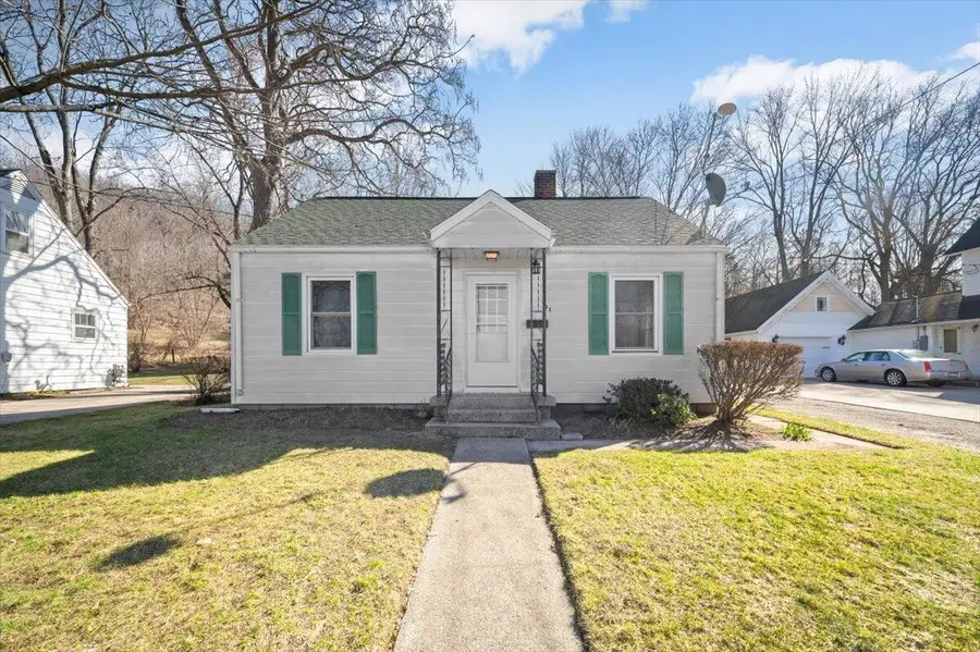 705 N Jefferson Street, Lowell, MI 49331 - #2