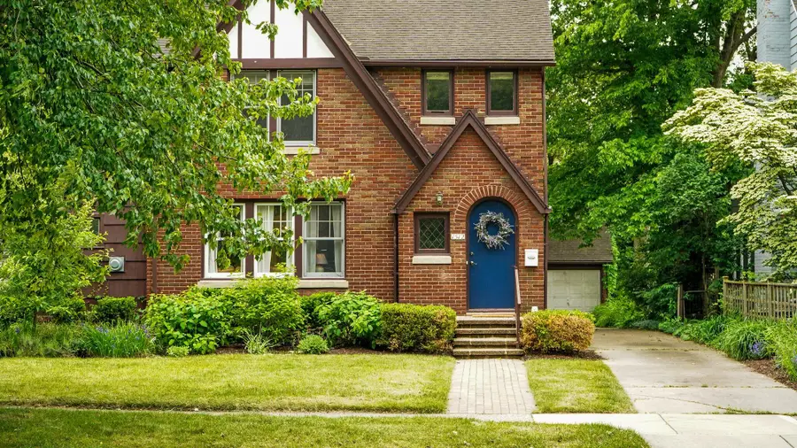 1512 Shadford Road, Ann Arbor, MI 48104 - #3