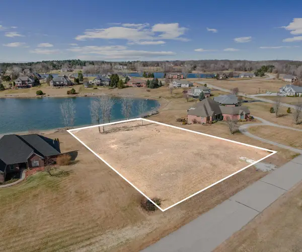 9176 Desert Trail Drive, Milan, MI 48160