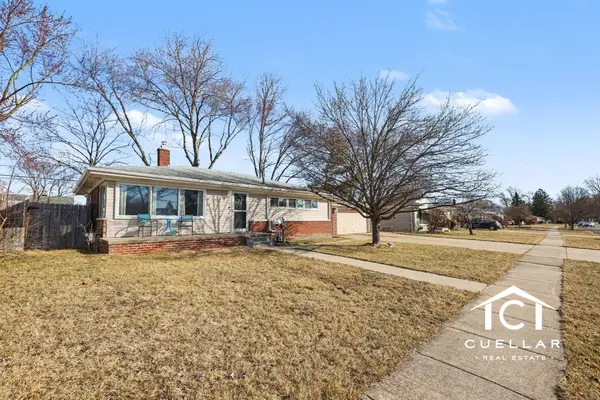 22521 E Schafer Street, Clinton Twp, MI 48035