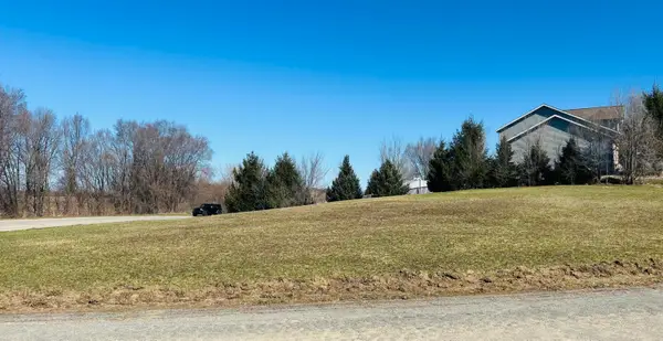 7999 Amber Jam Way #27, Berrien Springs, MI 49103