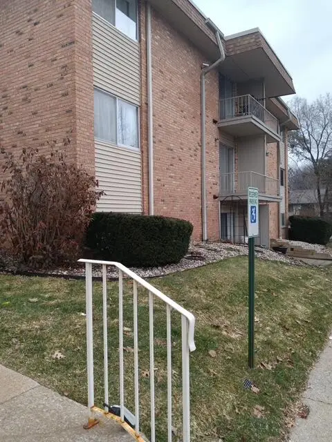 756 W Kilgore Road #204, Kalamazoo, MI 49008 - #3