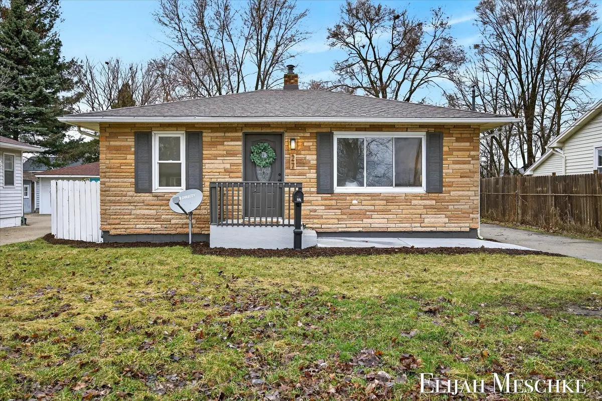 27 Maplelawn Street Sw, Grand Rapids, MI 49548 - #1