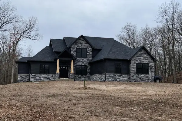 9939 White Tail Drive, Saline, MI 48176