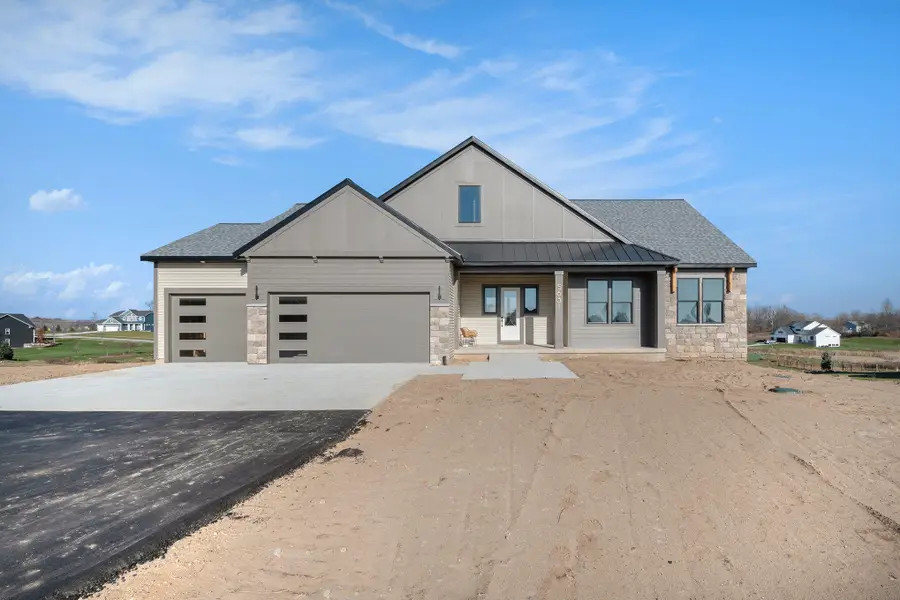 5631 Pioneer Pass Se #15, Caledonia, MI 49316 - #2