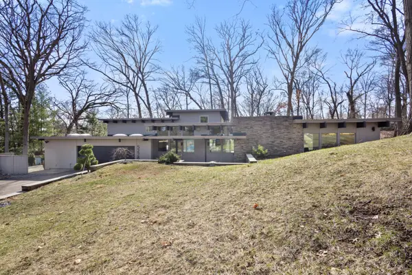 5228 Ridgebrook Drive, Portage, MI 49002