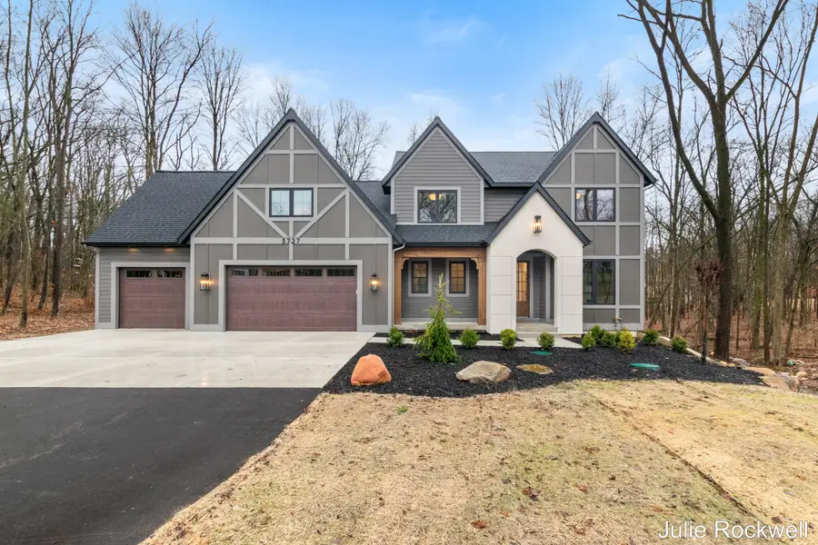 3727 Buttrick Avenue Se, Ada, MI 49301 - #3