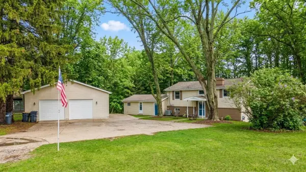 723 Arbor Court, South Haven, MI 49090