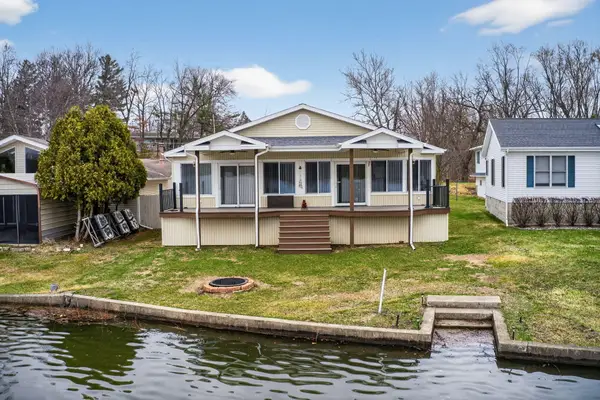 3741 N Blackstone Avenue, Colon, MI 49040