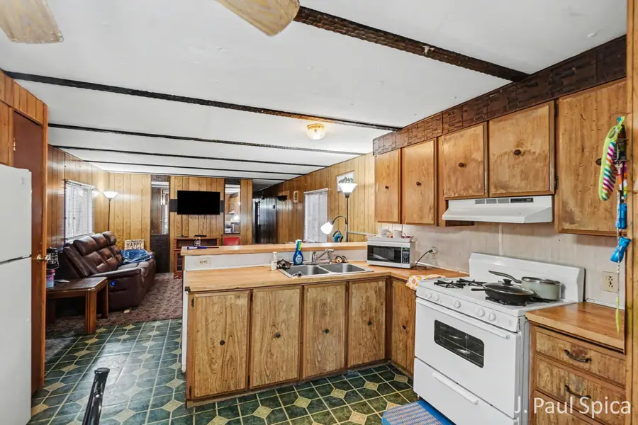 7365 Jefferson Street, Hesperia, MI 49421 - #3