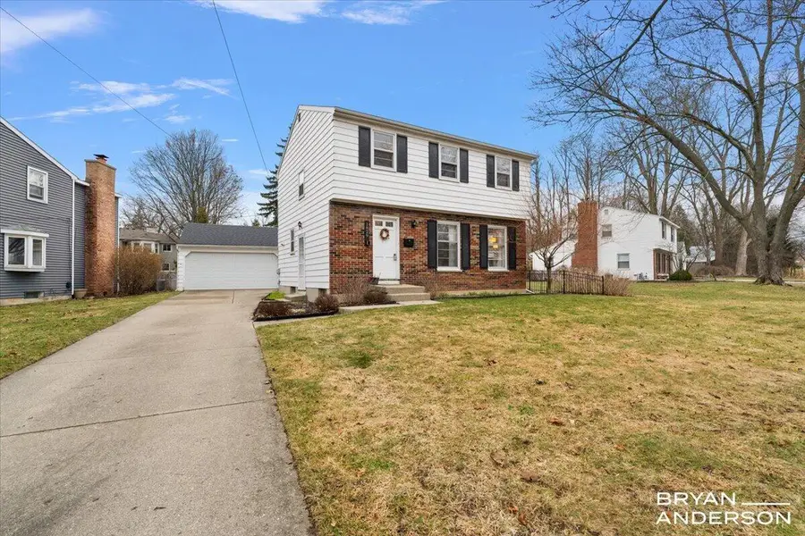 1829 Lonsdale Drive Ne, Grand Rapids, MI 49503 - #3