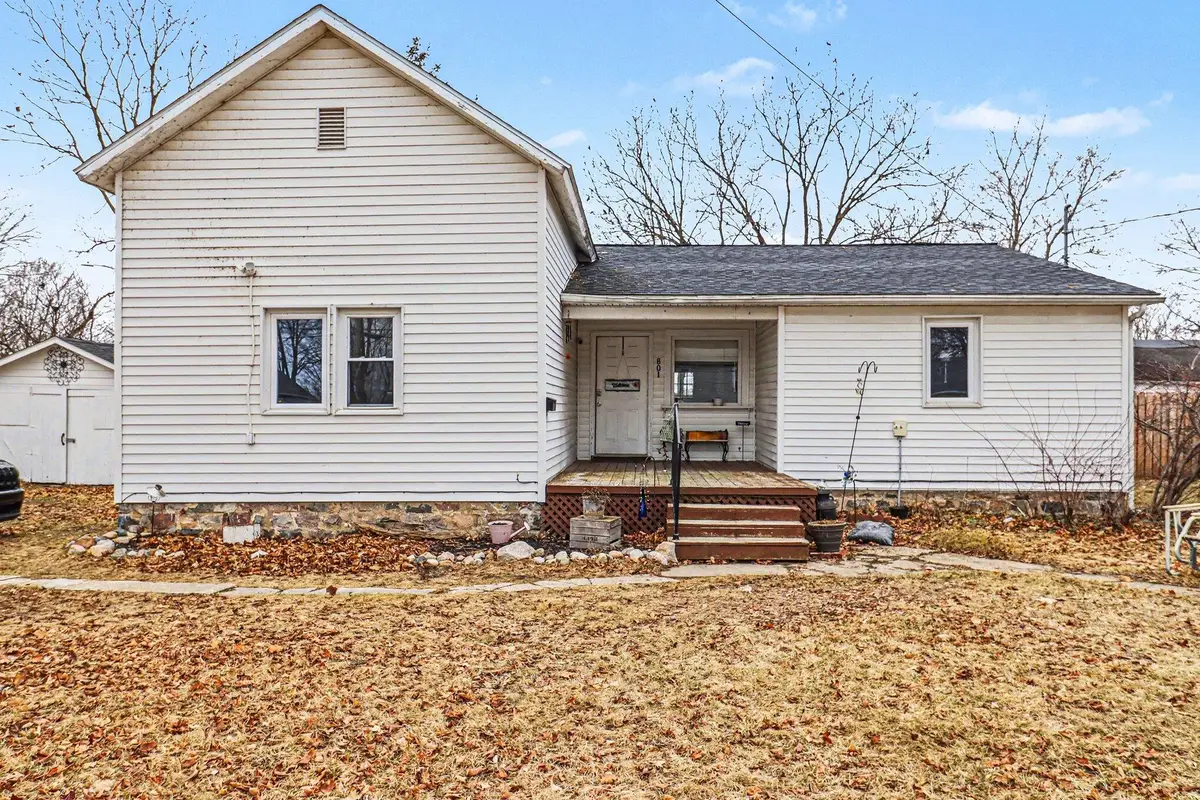 801 N 4th Avenue, Big Rapids, MI 49307 - #1