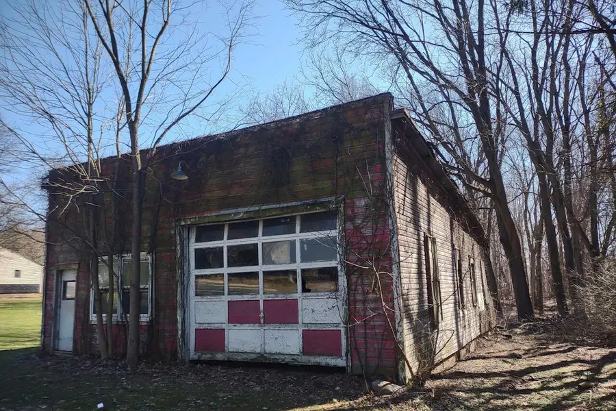 13764 W Avenue E, Vicksburg, MI 49097 - #2