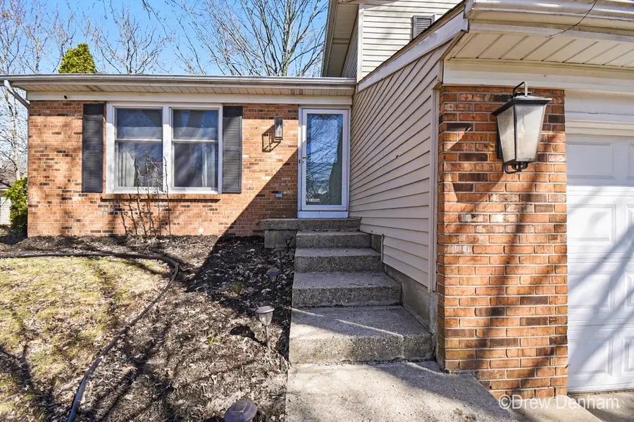 1106 Walwood Drive Ne, Grand Rapids, MI 49505 - #2