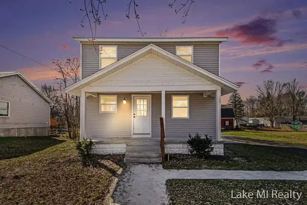 372 60th Street Se, Grand Rapids, MI 49548