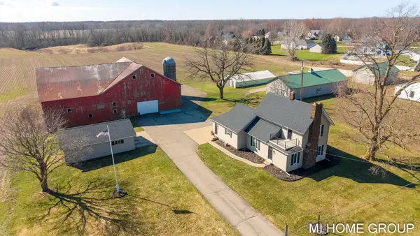 4958 136th Avenue, Hamilton, MI 49419