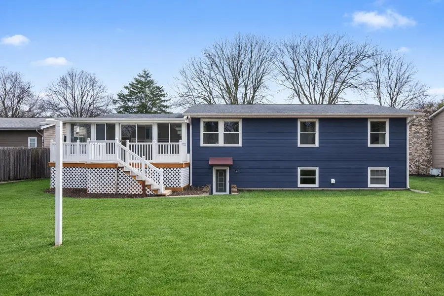 320 S Sunset Street, Plainwell, MI 49080 - #2