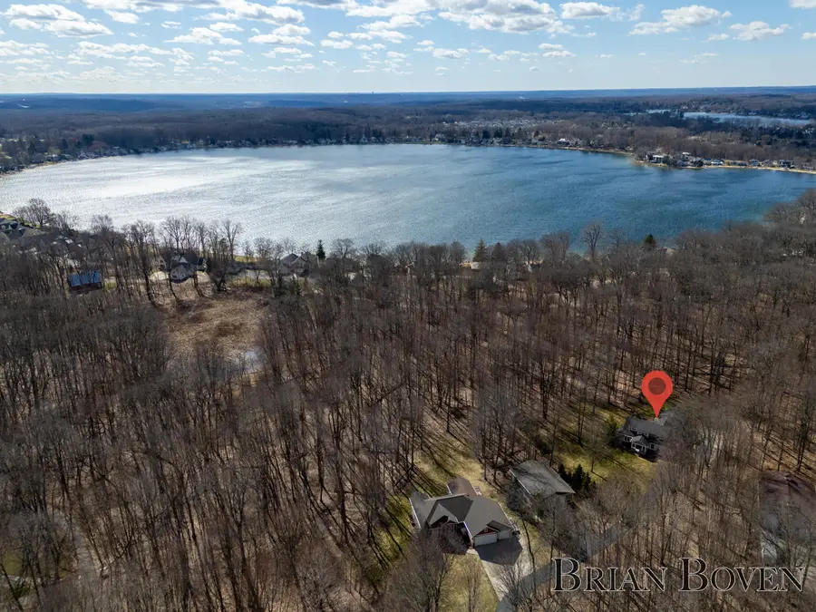 7389 Silver Ridge Drive Ne, Rockford, MI 49341 - #2