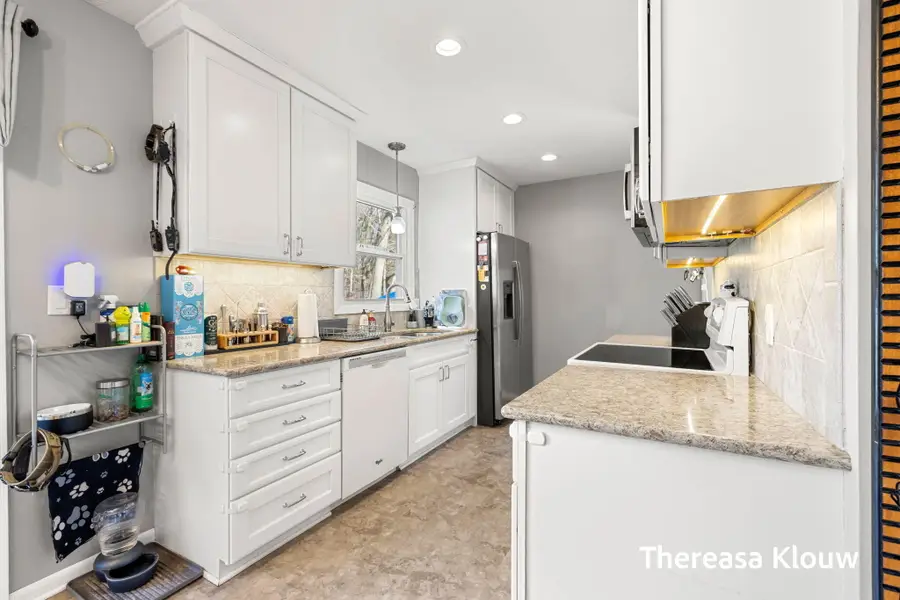 15701 Charles Court, Grand Haven, MI 49417 - #3