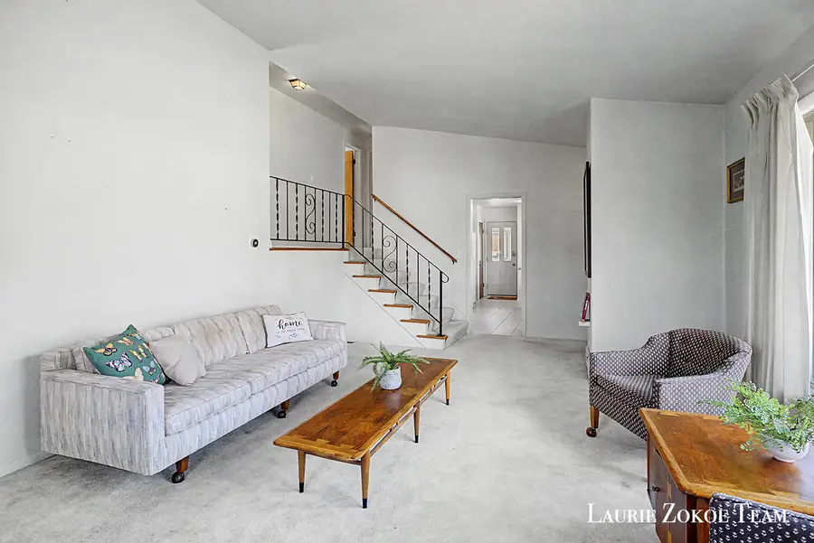 1458 10th Street Nw, Grand Rapids, MI 49504 - #3