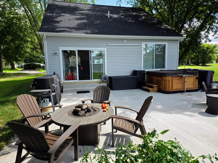 109 N Fountain Street, Marshall, MI 49068 - #2