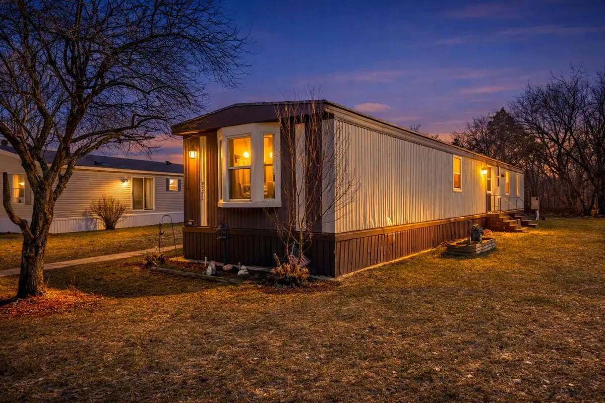 8779 Country View Drive Nw, Sparta, MI 49345 - #1