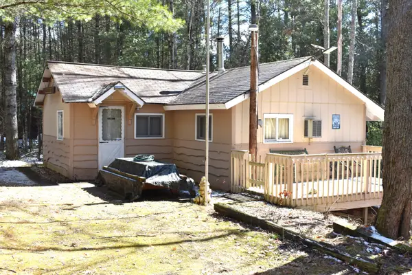 5199 E Marquette Trail, Chase, MI 49623